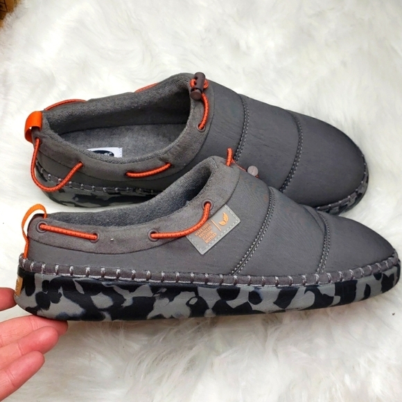 Dr. Scholl's Men's Cozy Bro Grey Nylon Slippers 8M Camo NWT NEW - Picture 9 of 13